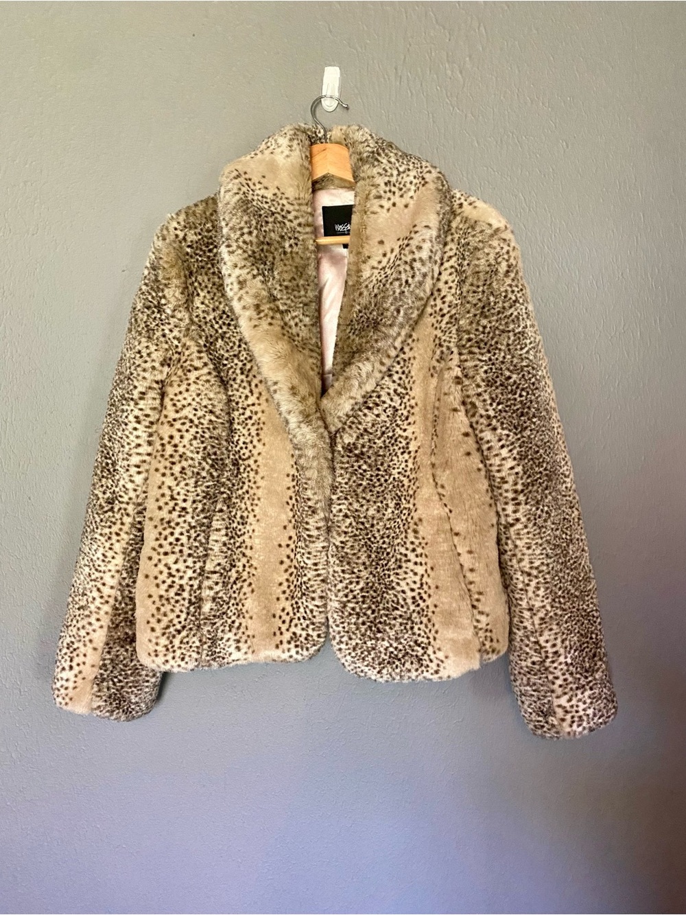 Mossimo Faux Fur Cheetah Leopard Print Coat Jacket Size L Mob Wife Y2K Plush